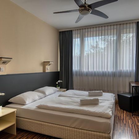 City Budget Hotel Budapest Bagian luar foto